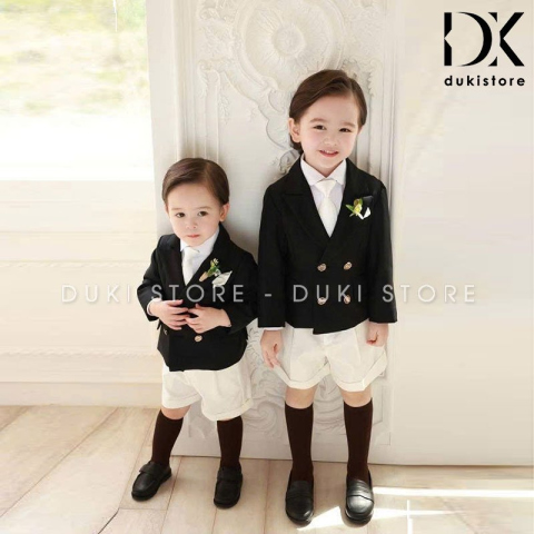 Bộ vest cho bé trai màu đen 4 cúc sang trọng DKT0079